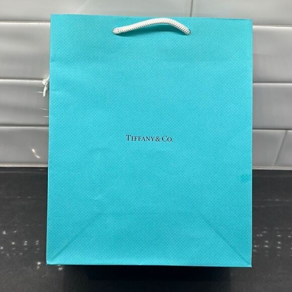 Tiffany & Co Presentation Bundle - Picture 5 of 11